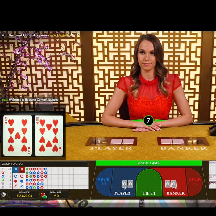 Play Baccarat Controlled Squeeze in MrXbet